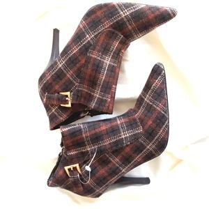 Anne Michelle Plaid Ankle Boots, Like New (7)